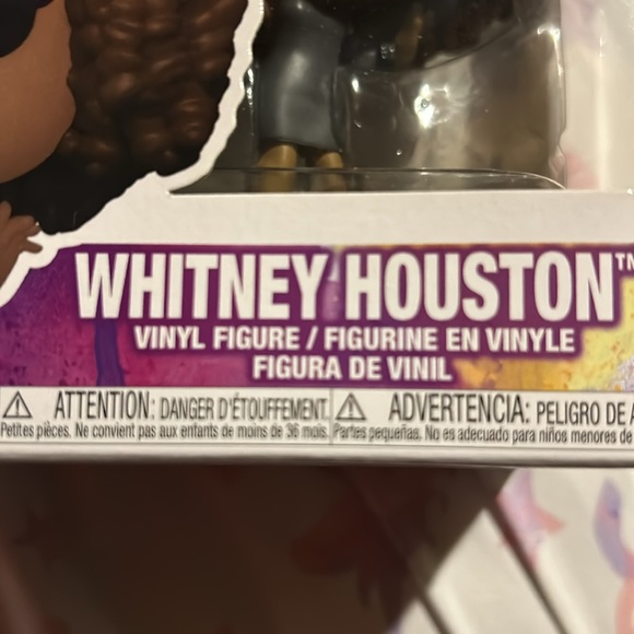 The beautiful Whitney Houston Funko pop - Picture 5 of 5